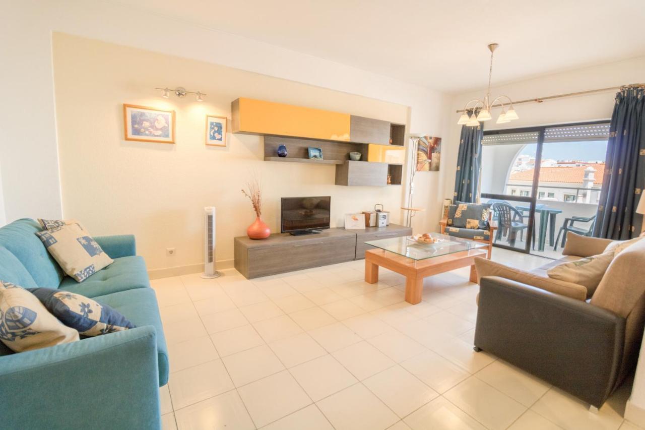 #031 Golden Lavender By Holidays Appartement *
